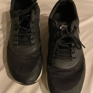 Nike women’s size 9 sneakers